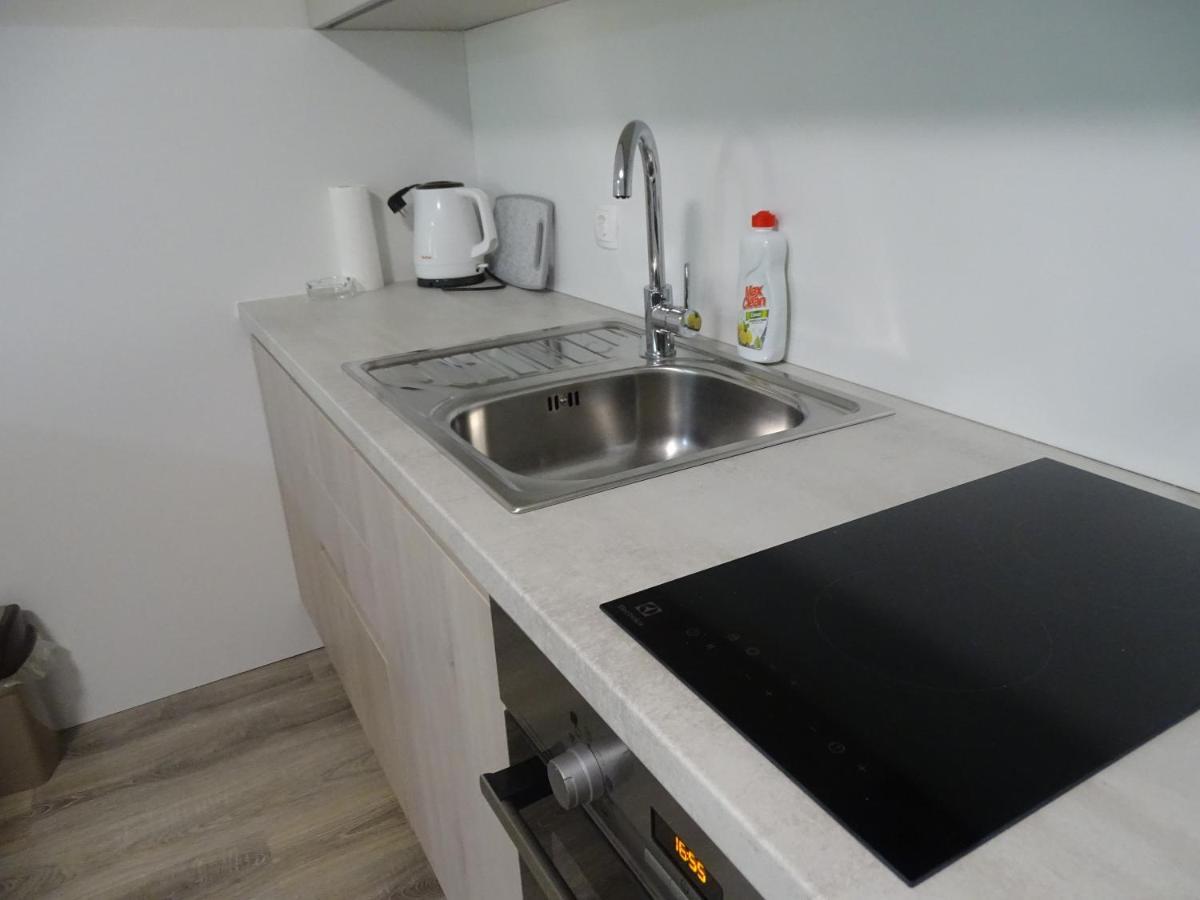 Ninas Apartments Мостар Екстериор снимка