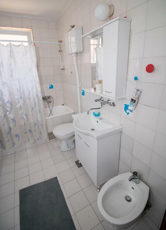 Ninas Apartments Мостар Екстериор снимка